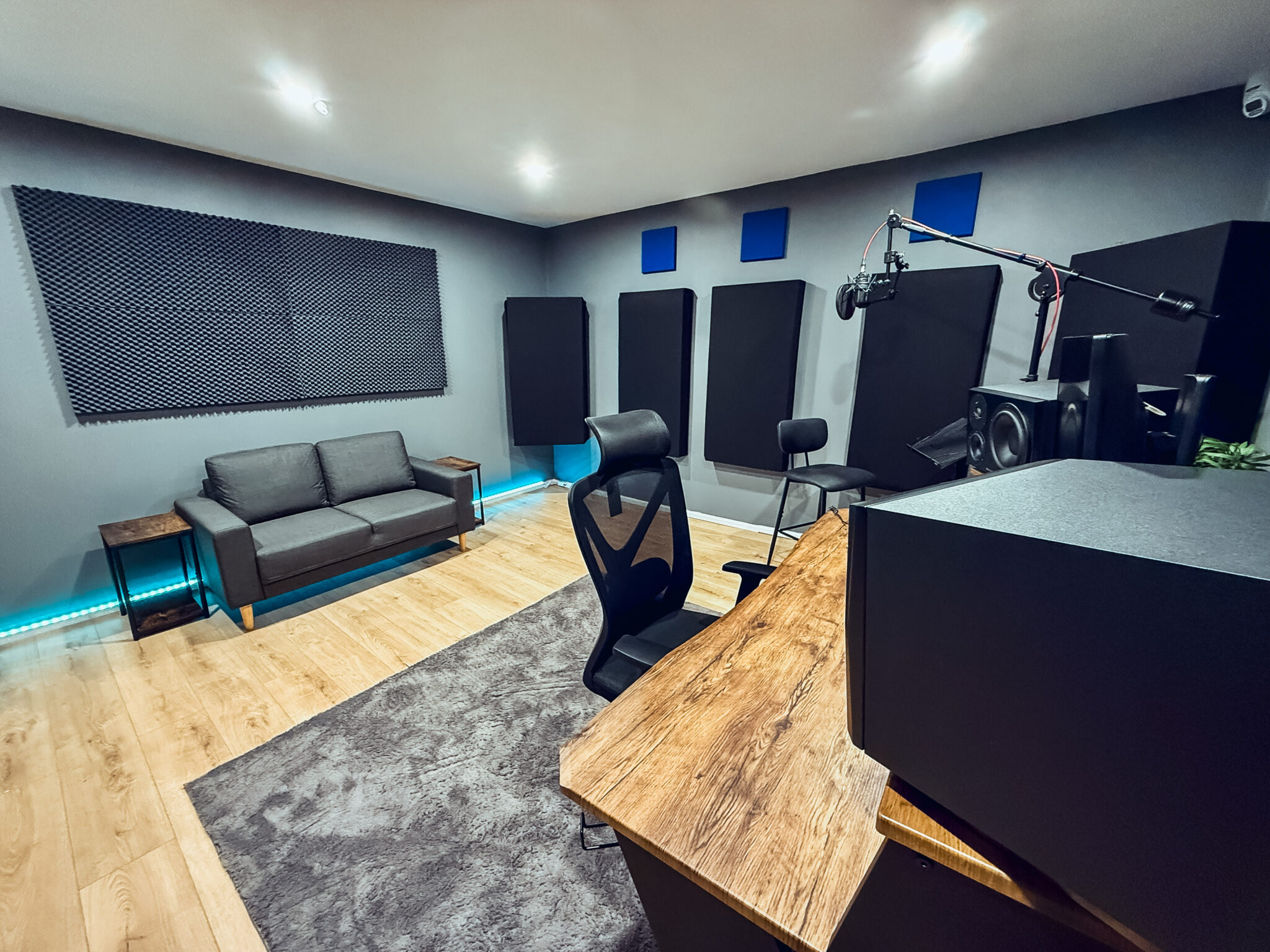 Studio B